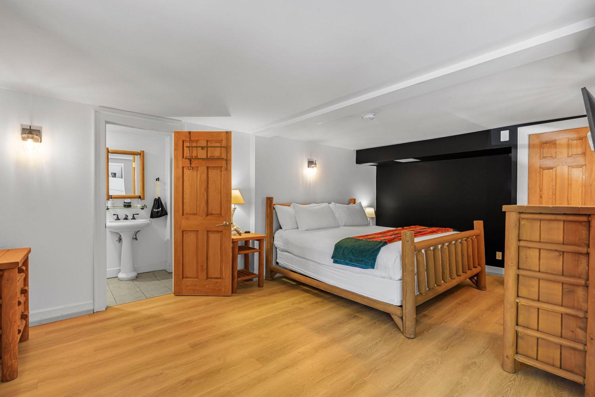 The Alpine Lodge North Creek 외부 사진